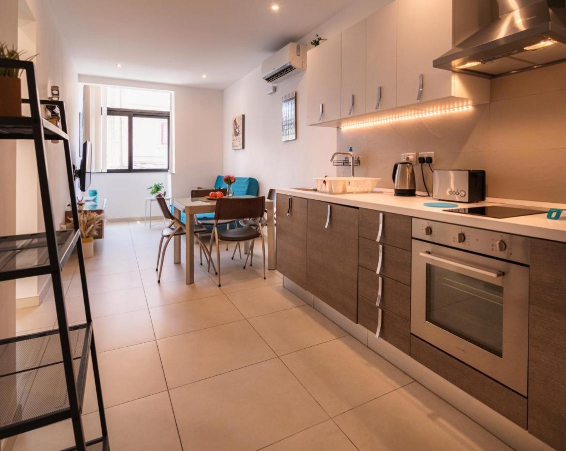 Modern Comfort - 2Br Apartment Center Of St Julians & Paceville Saint Julian's 외부 사진